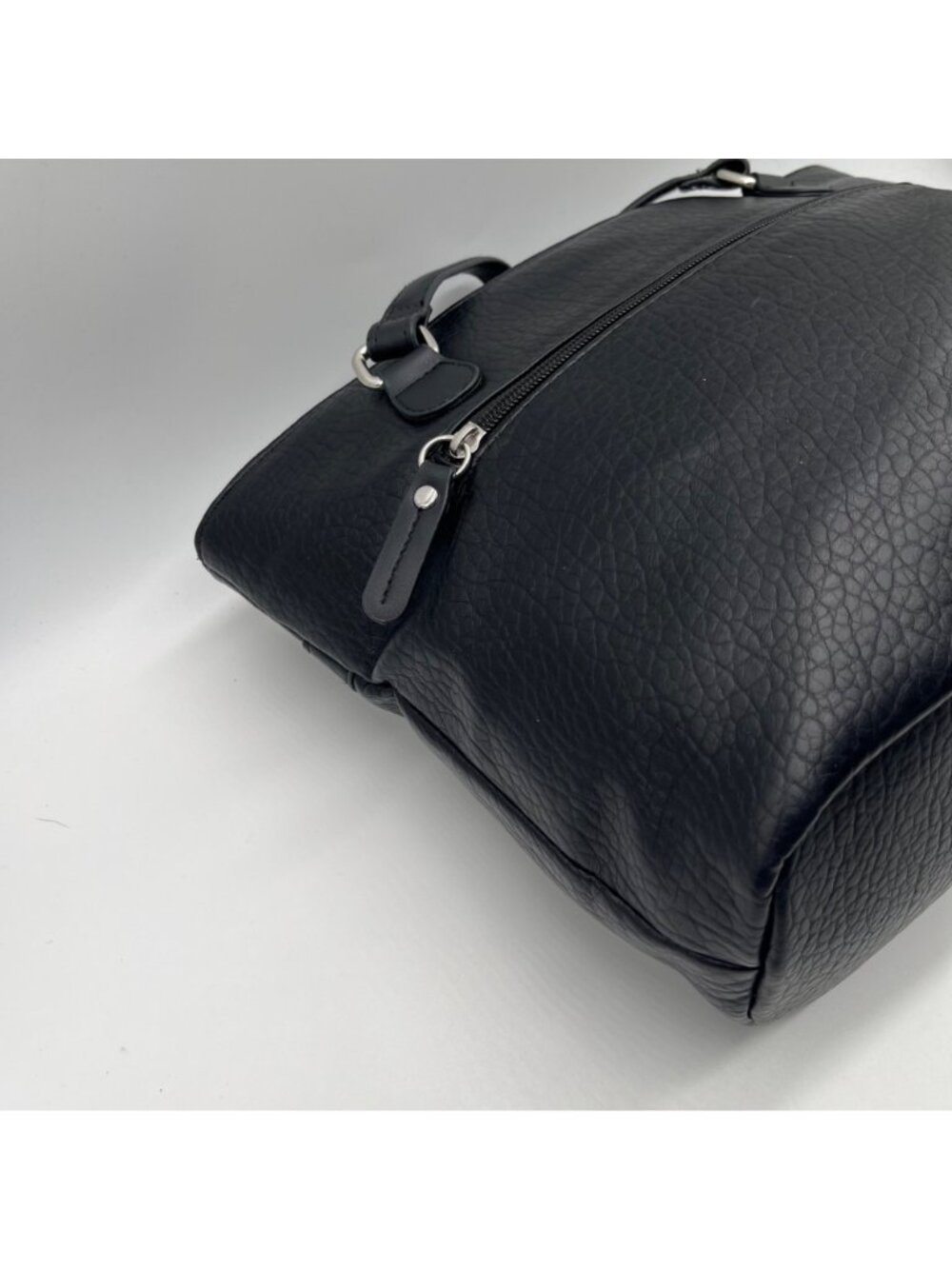 Giani Bernini Black FauxLeather Medium Shoulder Bag - Picture 9 of 10